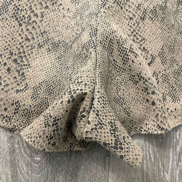 Zara Basic Faux Suede Snake Print Skort Large Asymmetrical Front Mini Skirt - Picture 8 of 10